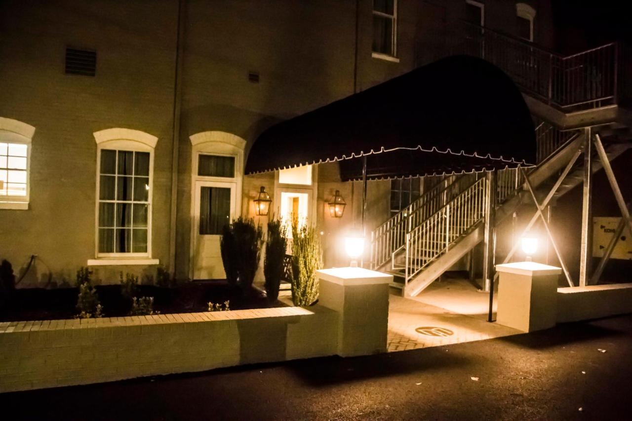 Meadows Hotel South South Fulton 외부 사진