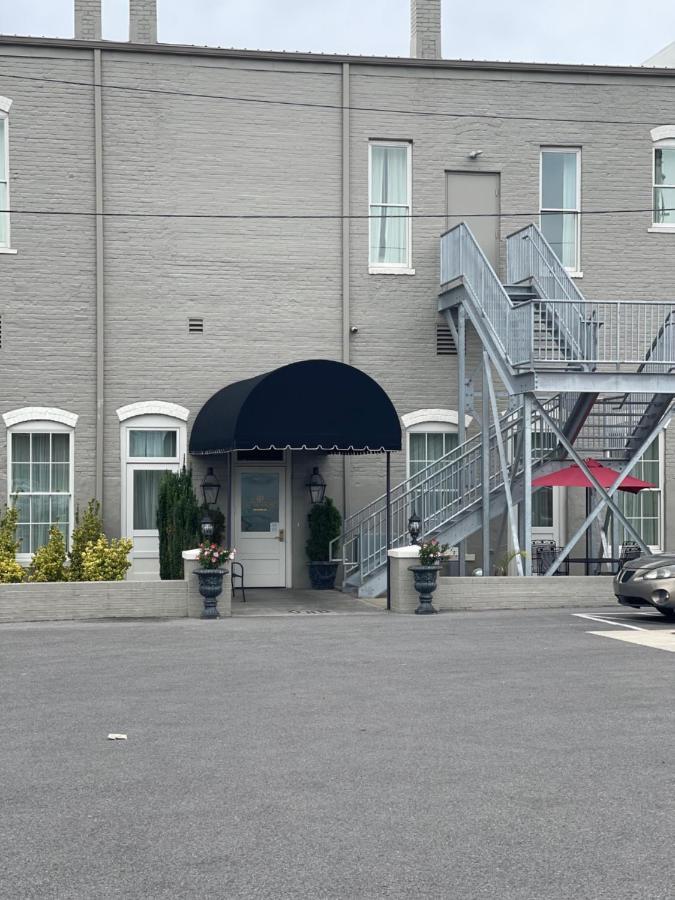 Meadows Hotel South South Fulton 외부 사진