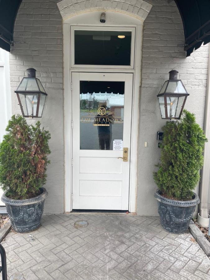 Meadows Hotel South South Fulton 외부 사진