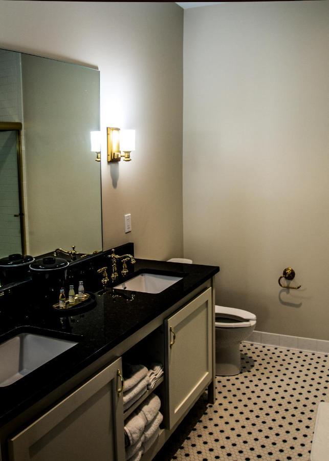 Meadows Hotel South South Fulton 외부 사진