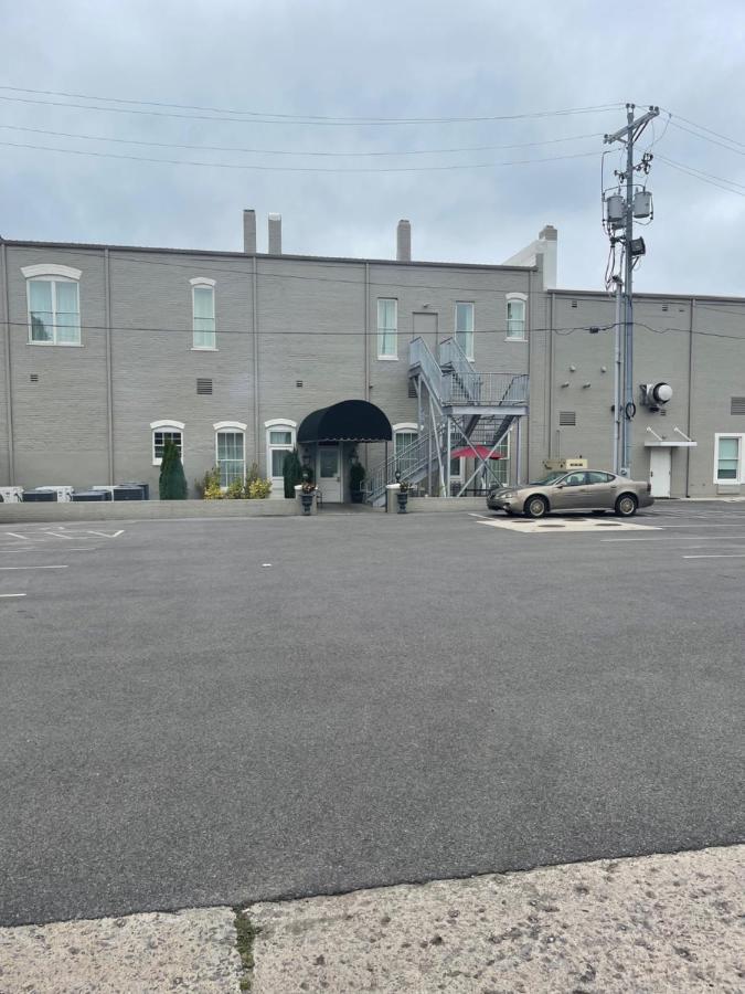 Meadows Hotel South South Fulton 외부 사진